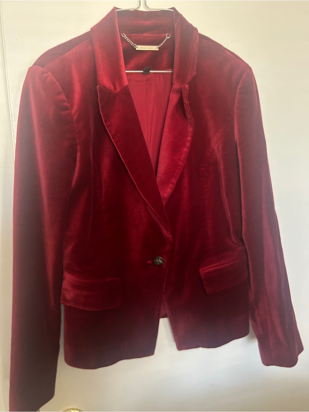 White House Black Market Women's Burgundy Blazer Size 2 Lined Button Pockets